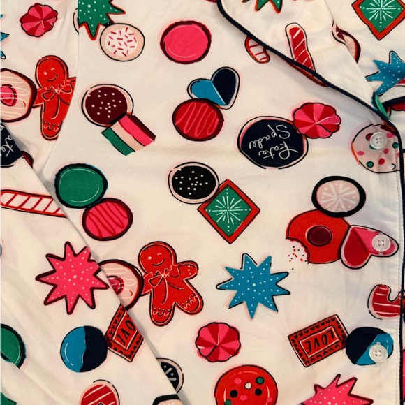 Kate Spade Christmas pajama set. - Picture 3 of 8